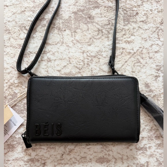 NWT BEIS Travel Wallet - Picture 2 of 6